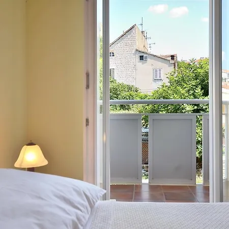 With Balconies-center *